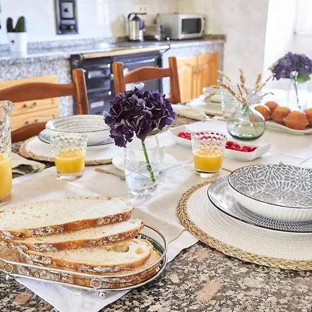 Holiday home Enoturismo Casa De Chantada *