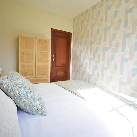 Holiday home Enoturismo Casa De Chantada *